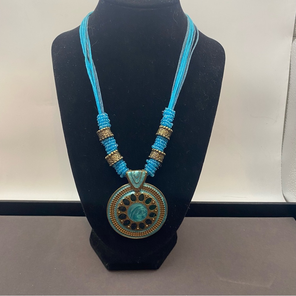 Turquoise Beaded Pendant Necklace - Women Jewelry